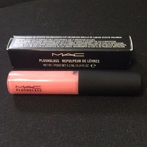 Mac cosmetics plush glass